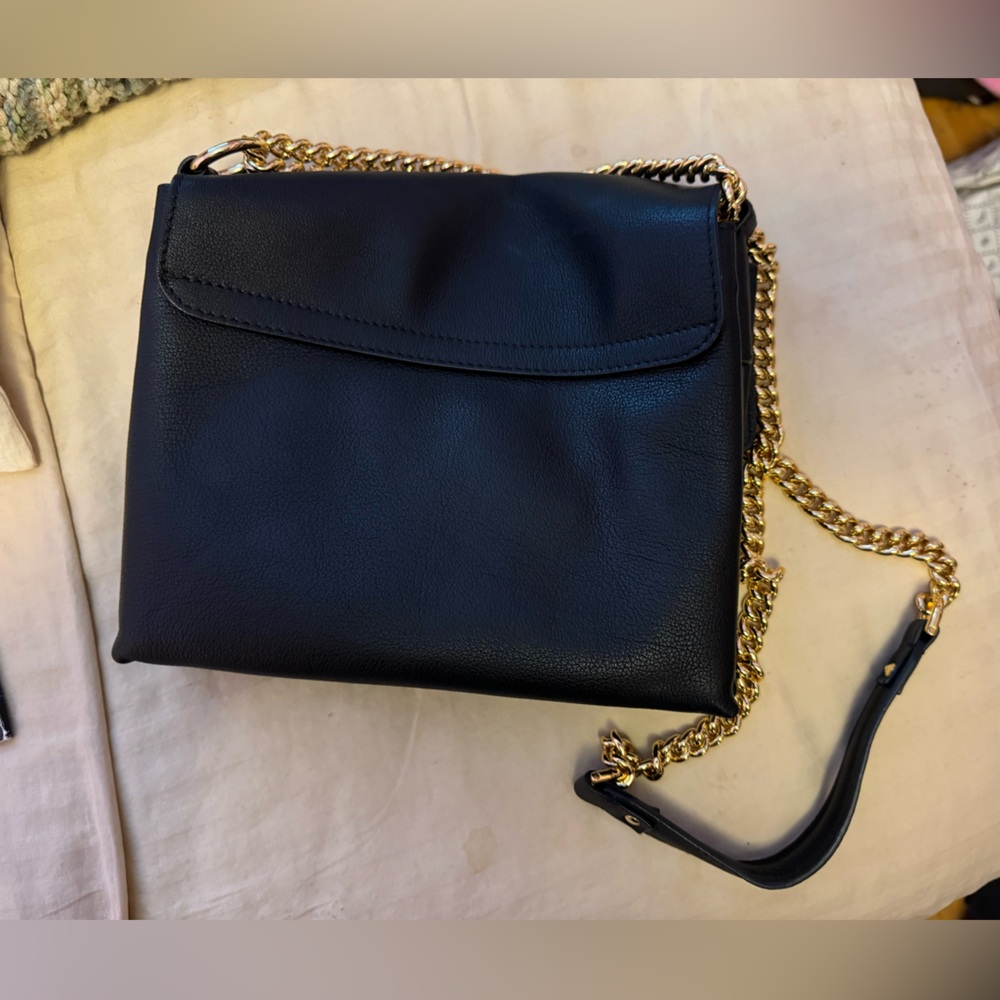 Alexander McQueen Black and Gold Crossbody Bag with Skull Embellishments - Picture 2 of 4